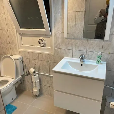 West Side Apartment *